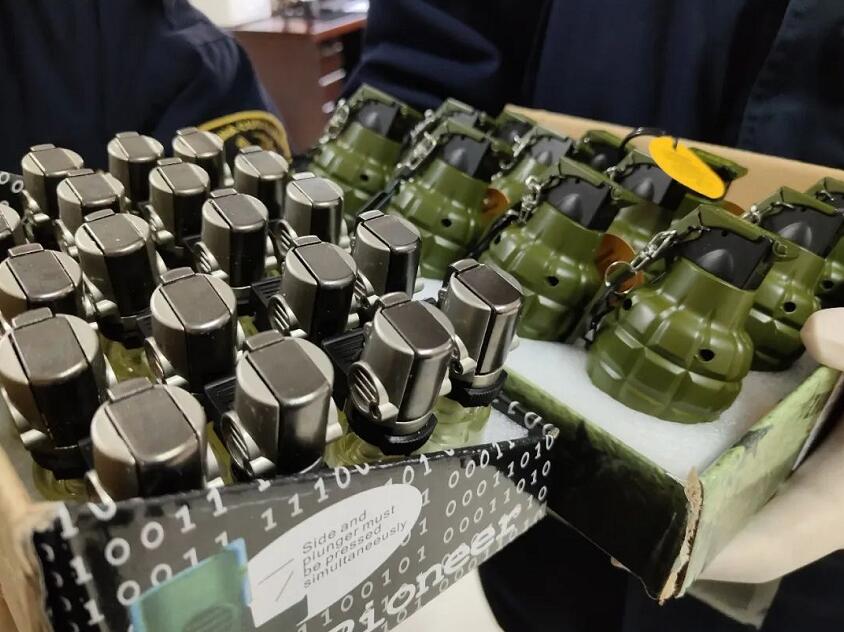 <a href='http://www.jnjinpai.cn' title='危險品貨代' >危險品貨代</a>