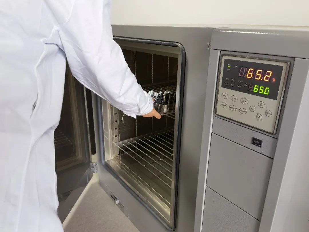 <a href='http://www.jnjinpai.cn' title='危險品運輸' >危險品運輸</a>