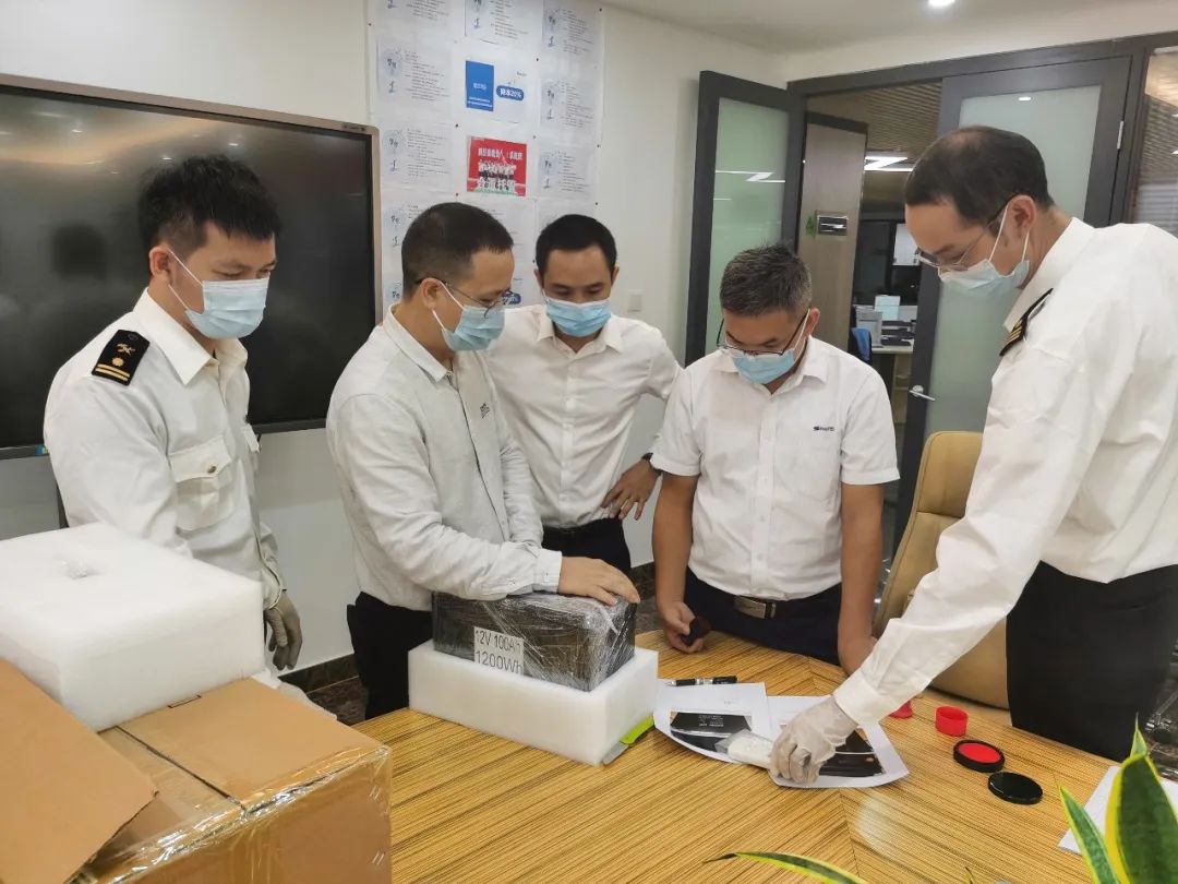 中港<a href='http://www.jnjinpai.cn' title='危險品海運' >危險品海運</a>