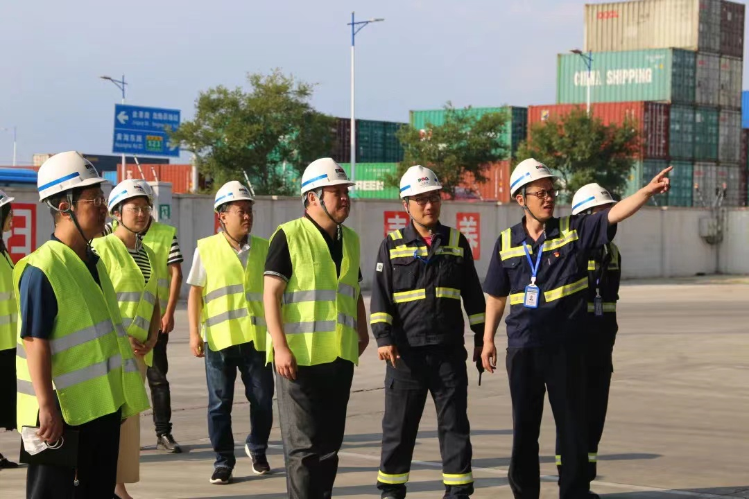 <a href='http://www.jnjinpai.cn' title='危險品海運' >危險品海運</a>